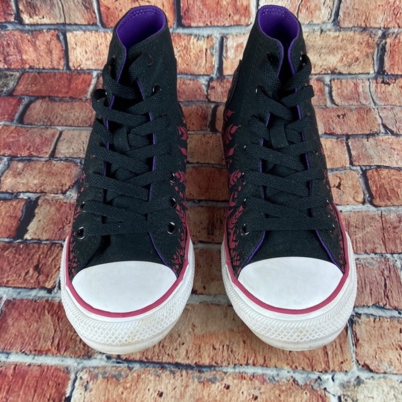 CONVERSE ALL-STAR CHUCK TAYLOR X FROZEN COLLAB HITOPS, YOUTHS SIZE 3 GUC - Picture 2 of 11